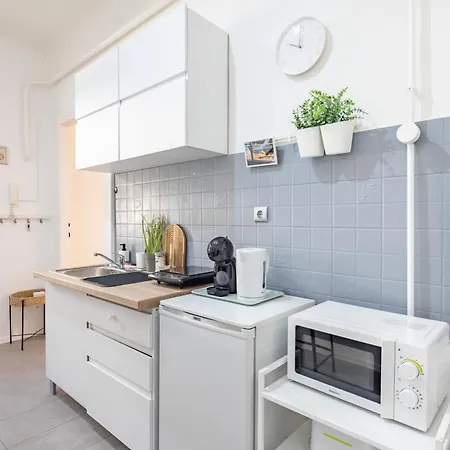 Apartment Stylish With Parking Garage *